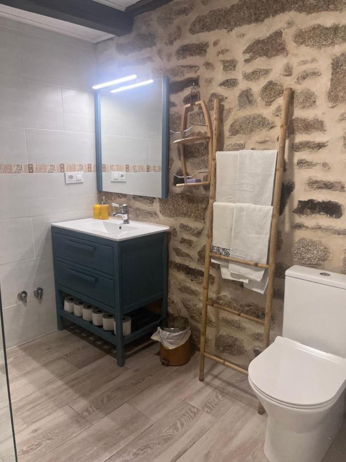 Carballo Alenza,2 * Castro Caldelas